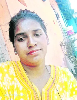 అనుమానంతో భార్యను కడతేర్చిన భర్త 