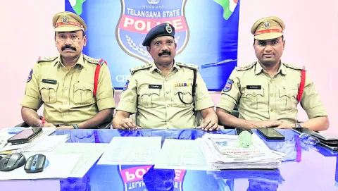‘మావోయిస్టుల సిద్ధాంతాలకు కాలం చెల్లింది’