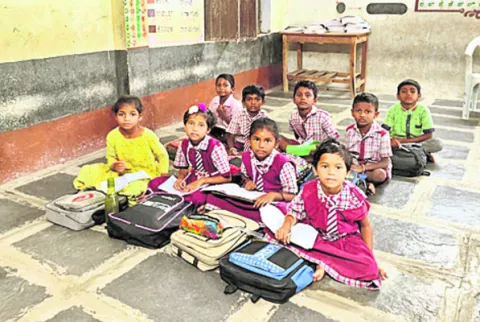 ‘సర్కార్‌’లోనూ ప్రీ ప్రైమరీ
