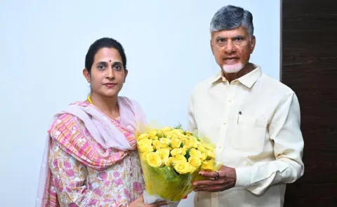 TDP MLA Madhavi Reddy Fine On Doctors In Kadapa