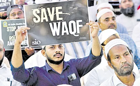 AP Muslims Fires on Chandrababu Naidu: Andhra pradesh
