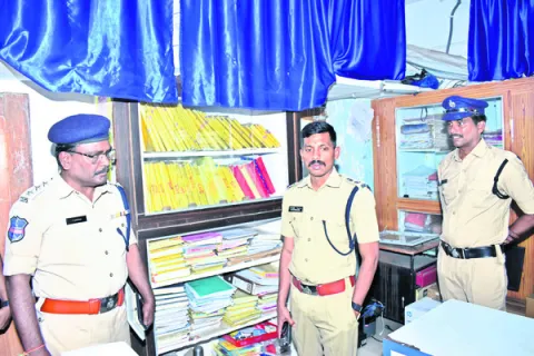 నేరాల నియంత్రణకు చర్యలు 