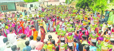 వైభవం.. బొడ్రాయి వార్షికోత్సవం 