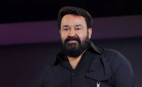 Malayalam Super Star Mohan Lal Shares His Favourate Person Gift