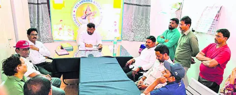 క్రీడా సౌకర్యాల కల్పనలో నిర్లక్ష్యం తగదు