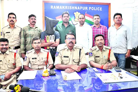 ఆర్‌కేపీలో రెండు చోరీలు