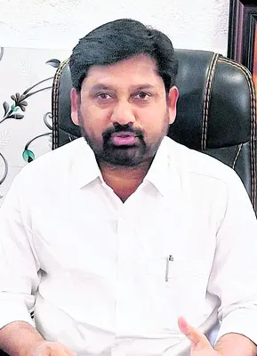 రాజకీయ కక్షతోనే  ఎంపీ మిథున్‌ రెడ్డిపై  తప్పుడు కేసులు
