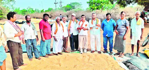 గిట్టుబాటు ధర చెల్లించేది కేంద్రమే.. 