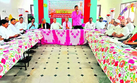 వక్ఫ్‌ చట్టం రాకముందే కార్పొరేట్లకు లీజులు