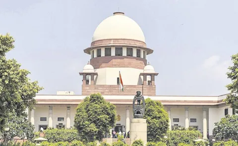 Supreme Court fires on ap officials
