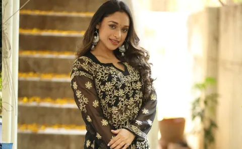 Aarti Gupta Talk About Sodara movie