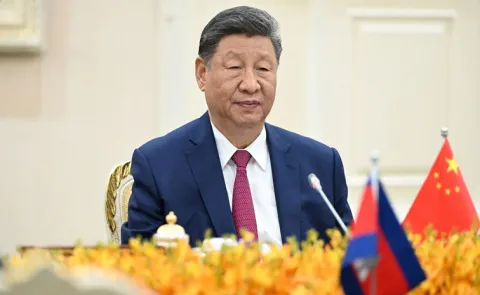 China warns countries not to strike trade deals with US