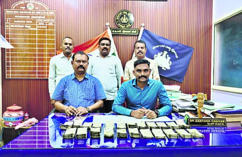 ఉద్యోగాలిప్పిస్తానంటూ  లక్షల్లో మోసం.. వ్యక్తి అరెస్ట్‌