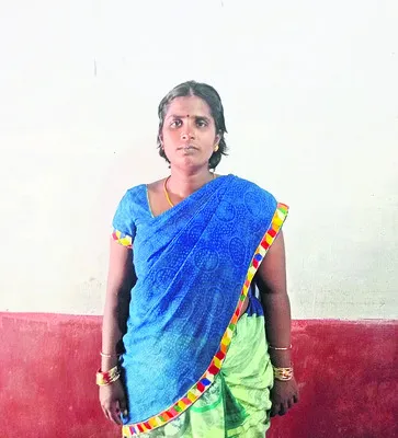 రూ.లక్షలు కట్టమంటున్నారు 
