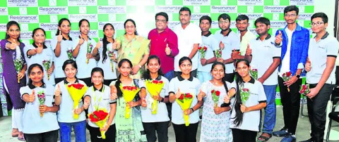 ఇంటర్మీడియట్‌లో ‘రెజోనెన్స్‌’ సత్తా