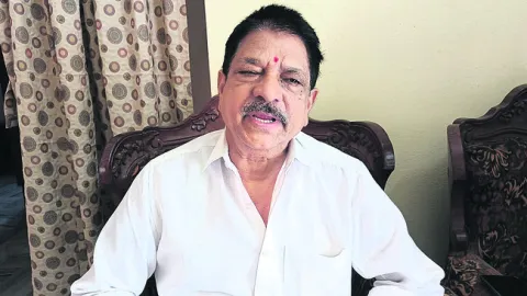 ఉప్పు రైతులను ప్రభుత్వం ఆదుకోవాలి 