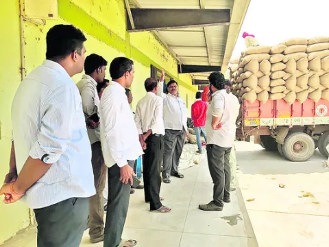 ప్రశాంతంగా   ‘ఓపెన్‌’ పరీక్షలు