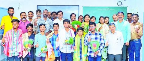 ఇంటర్‌ ఉత్తీర్ణత