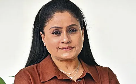 Vijayashanthi Talk About Arjun Son Of Vyjayanthi