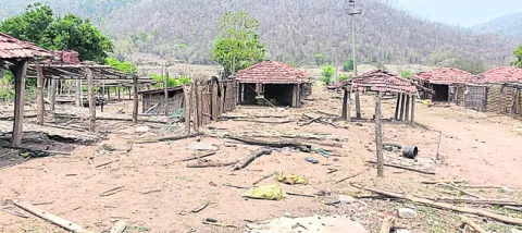 భయాందోళనలో ‘గిరి’ గ్రామం