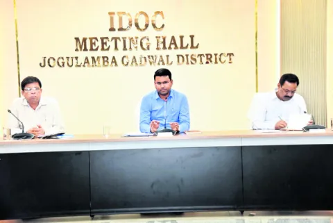 పారదర్శకంగా లబ్ధిదారుల ఎంపిక 