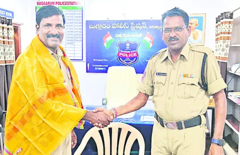 జిల్లాకు 12 మంది హెడ్‌కానిస్టేబుళ్లు