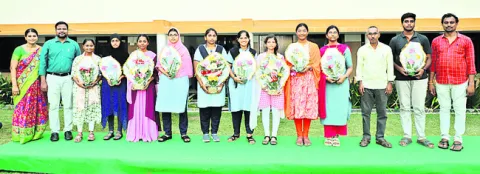 వేలివెన్ను శశి.. ఫలితాలలో మేటి.. 
