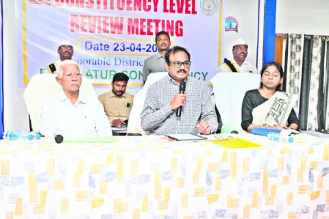 డ్రైనేజీ సమస్య పరిష్కారానికి కృషి 