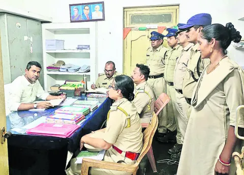 సారా రహిత జిల్లాగా తీర్చిదిద్దాలి