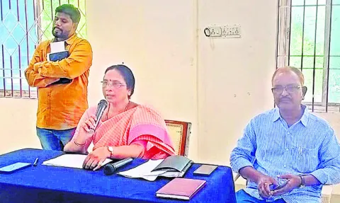 ఉపాధి కూలీలకు బీమా సౌకర్యం 