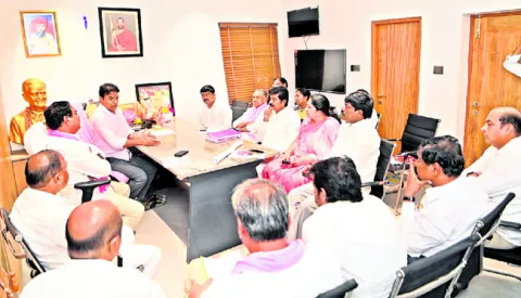 టార్గెట్‌ 2.50 లక్షలపైనే..