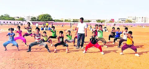 చేతుల