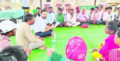 ఇందిరమ్మ ఇళ్ల నిర్మాణాలు పూర్తి చేయాలి
