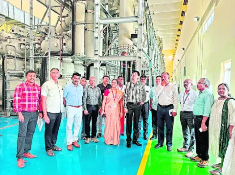 విద్యుత్‌ సబ్‌ స్టేషన్‌ పనుల తనిఖీ 
