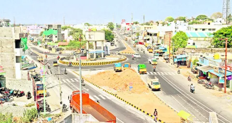 తిరుత్తణిలో వాహన ప్రమాదాలకు చెక్‌ 