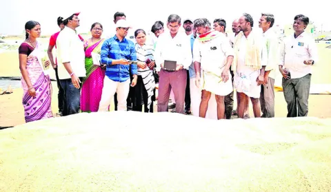 కొనుగోళ్లు  పారదర్శకంగా ఉండాలి 
