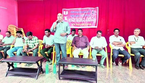 ఉచిత శిక్షణ వినియోగించుకోవాలి 