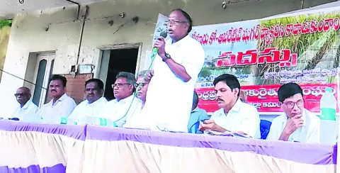 సహకార రంగంలో కొనసాగించాలి