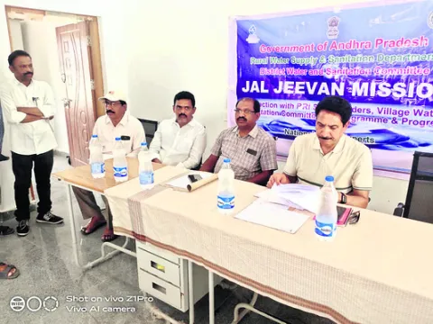 జల్‌ జీవన్‌ ప్రాజెక్టు పూర్తి చేయాలి 