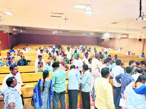 టీచర్ల సర్టిఫికెట్లలో వైకల్యం..!