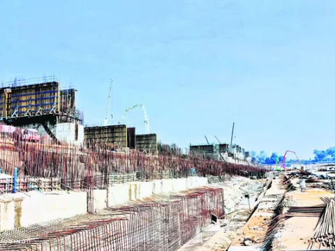 ‘సీతారామ’పై నజర్‌