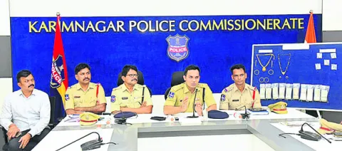 వేర్వేరు ఘటనల్లో ఇద్దరు దొంగల అరెస్టు 