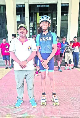 జాతీయ స్థాయి రోలర్‌ స్కేటింగ్‌ పోటీలకు ఎంపిక 