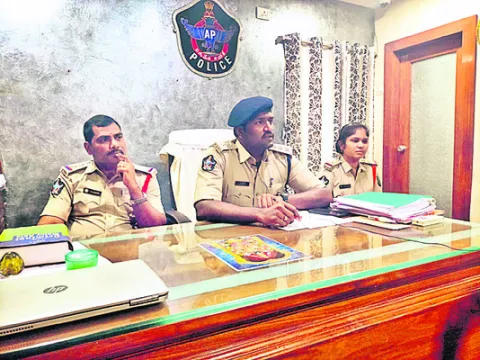 అనుమానాస్పద మృతిగా కేసు నమోదు