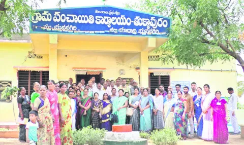 తుక్కాపురానికి బిహార్‌ సర్పంచ్‌ల బృందం