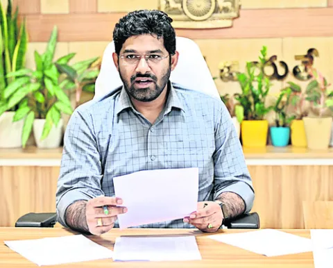 నరికిన చెట్ల కలప సంగతేంటి.? 
