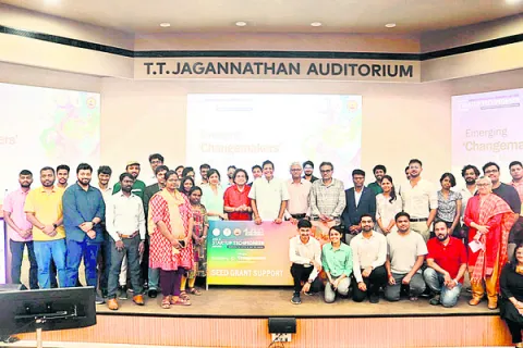 ఐఐటీ మద్రాసులో 100కు పైగా డీప్‌ టెక్‌ స్టార్టప్‌లు 