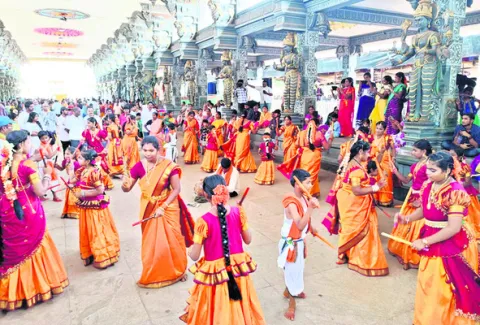 శ్రీవారి క్షేత్రం.. భక్తజన సంద్రం 