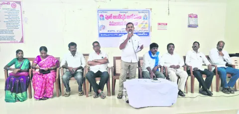 పూలే, అంబేడ్కర్‌ ఆధునిక భారత నిర్మాతలు 