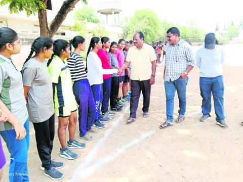 హ్యాండ్‌బాల్‌ ఉమ్మడి జిల్లా జట్టు ఎంపిక